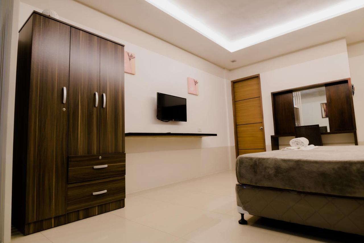 The Horizon Suites And Arcade General Santos City Eksteriør billede