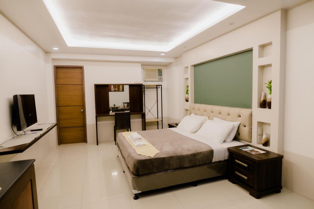 The Horizon Suites And Arcade General Santos City Eksteriør billede