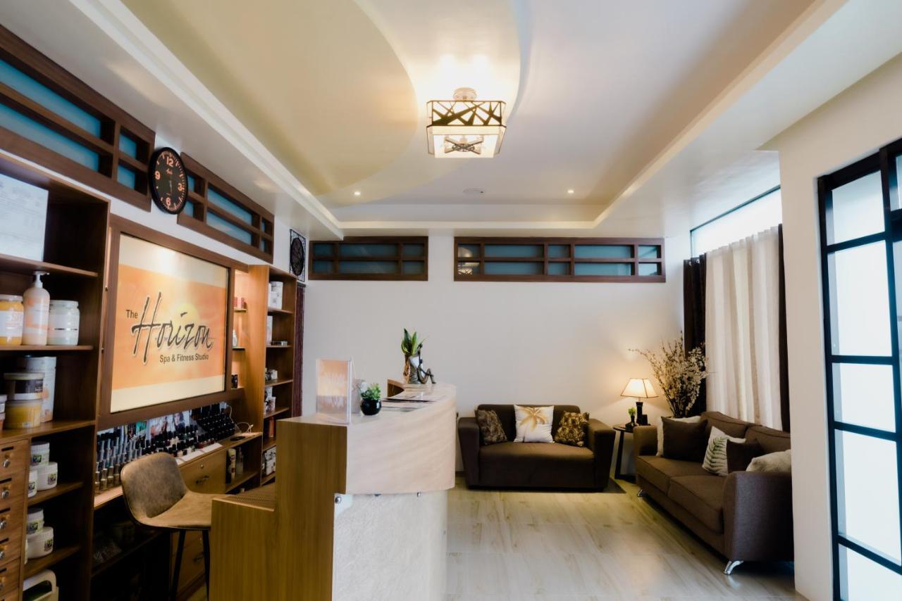 The Horizon Suites And Arcade General Santos City Eksteriør billede